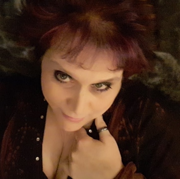 Meet your Posher, Barbara - Picture 2 of 6